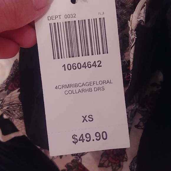 Hell bunny bug skull rose spider butterfly dress - Picture 4 of 4